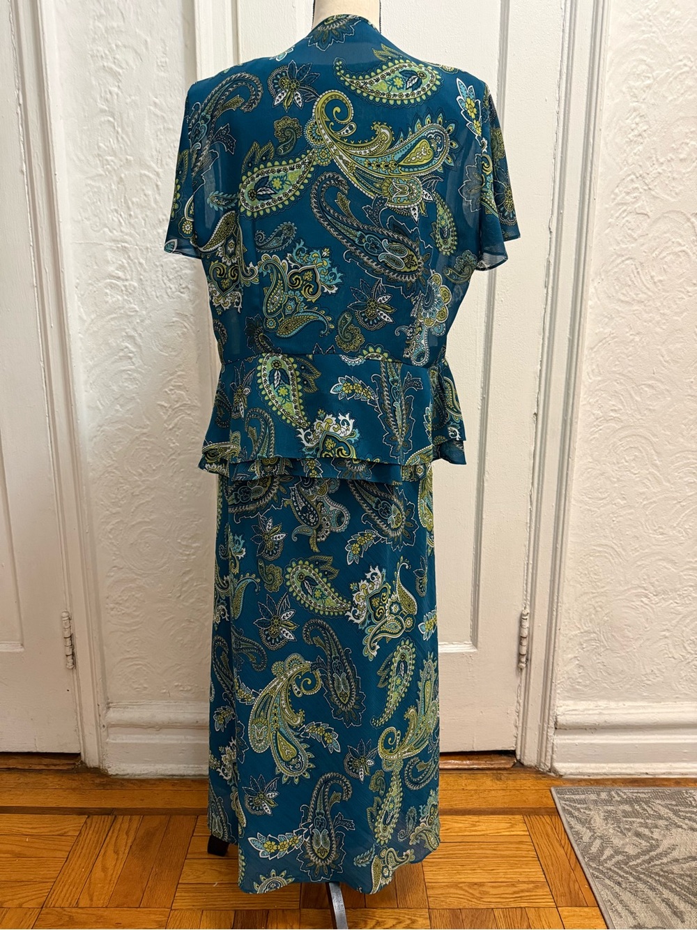 Teal Paisley Maxi dress - Picture 2 of 8